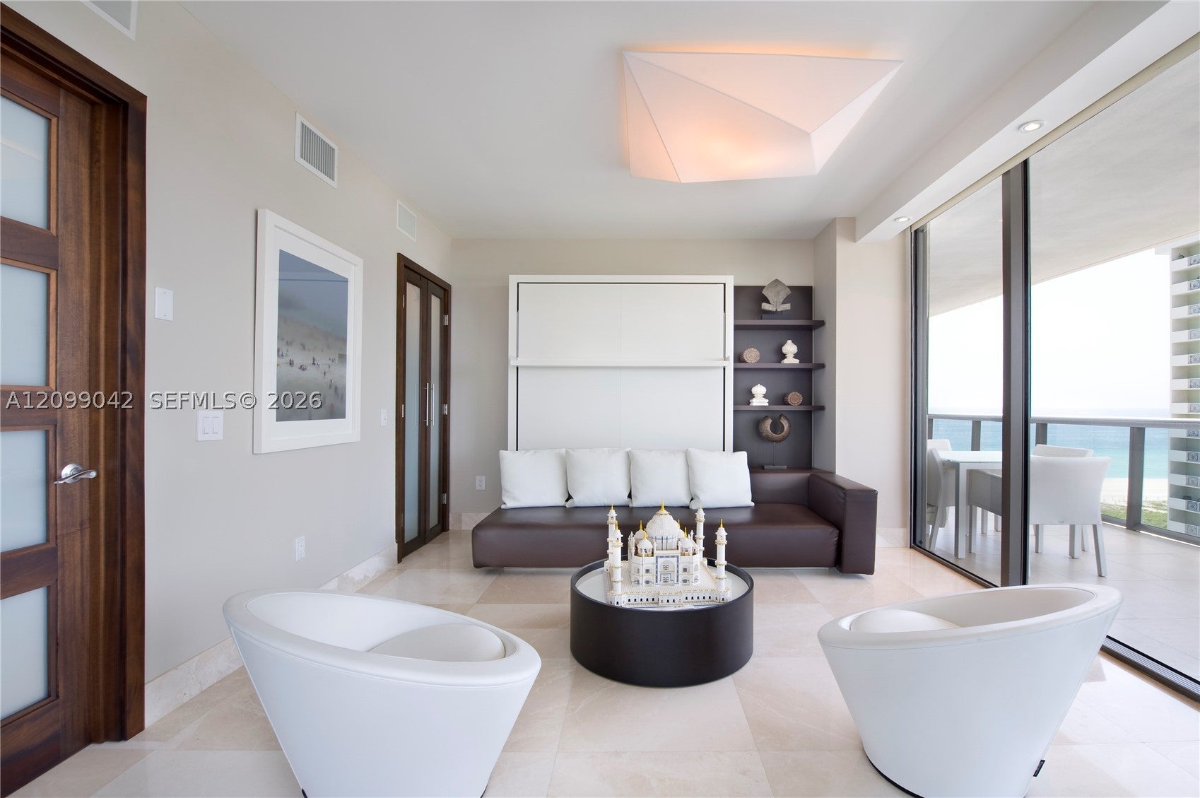 5875 Collins Ave 1008