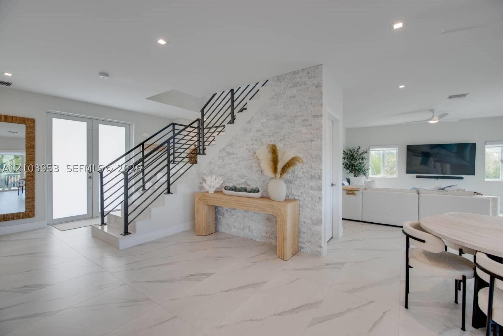 233 Sombrero Beach Rd