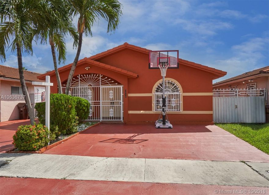 Beautiful home in the heart of Hialeah features 3 bedrooms and 2 bathrooms, tile floors and a lot of light. Remodeled kitchen with Stainless steel appliances and granite counter top. Good size bedrooms and a convenient family room. Large and private backyard with cover terrace ready to enjoy. It has a room for a pool and 3-4 parking spaces. No association and a fantastic location very close to Hialeah Gardens Blvd. Great schools! don't miss the opportunity, ready to move in!!!