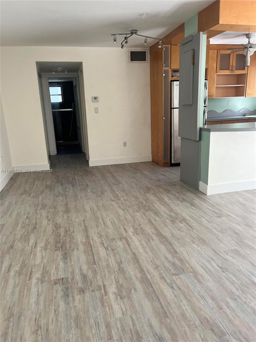 TERRACE VIEW TOWERS CONDO - Residential