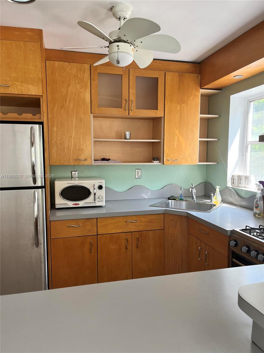 TERRACE VIEW TOWERS CONDO - Residential