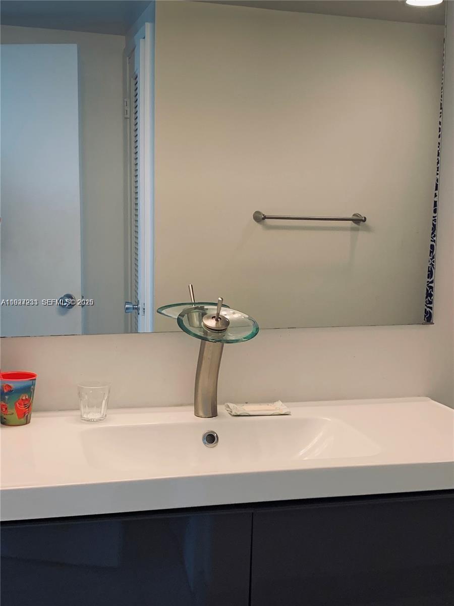 OCEANVIEW BUILDING B COND - Residential