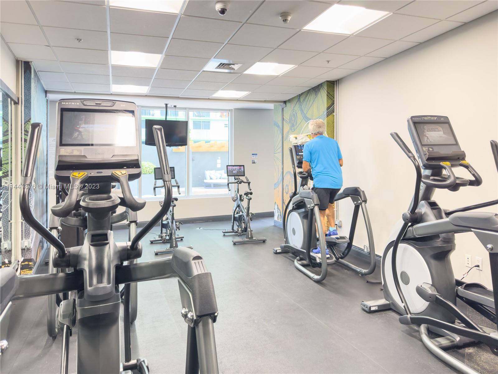 OPERA TOWER CONDO - Residential Lease