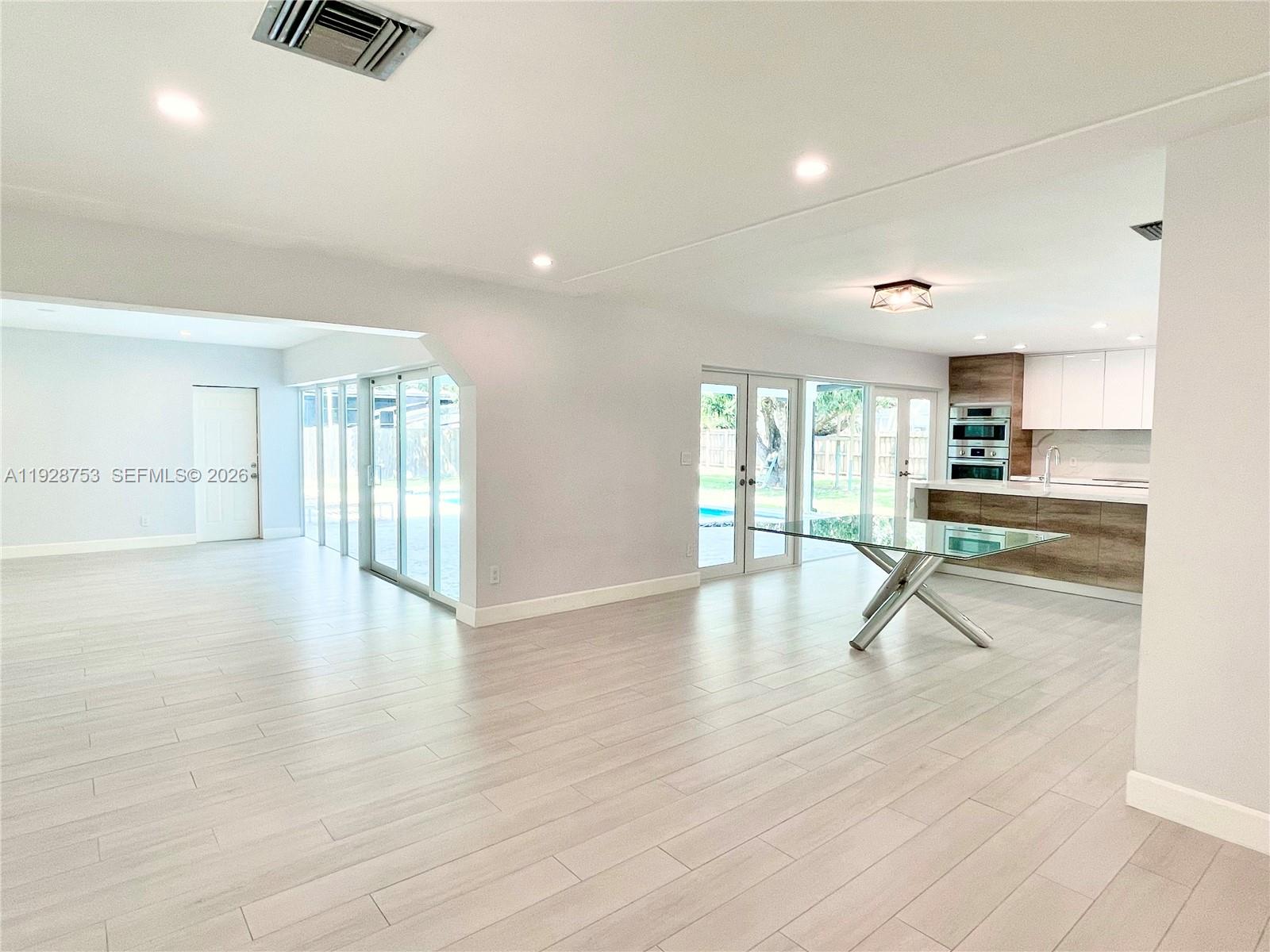 MANGOWOOD - Residential