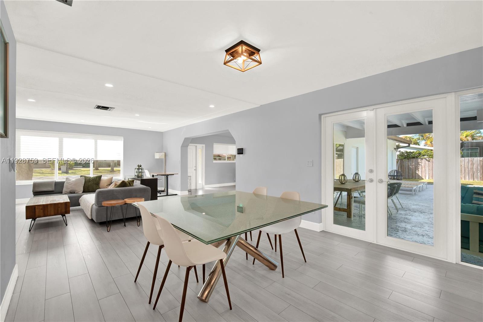 MANGOWOOD - Residential