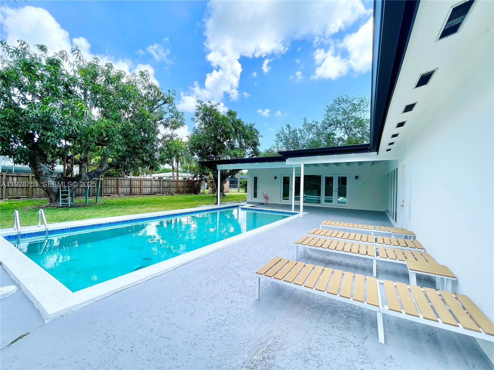 MANGOWOOD - Residential