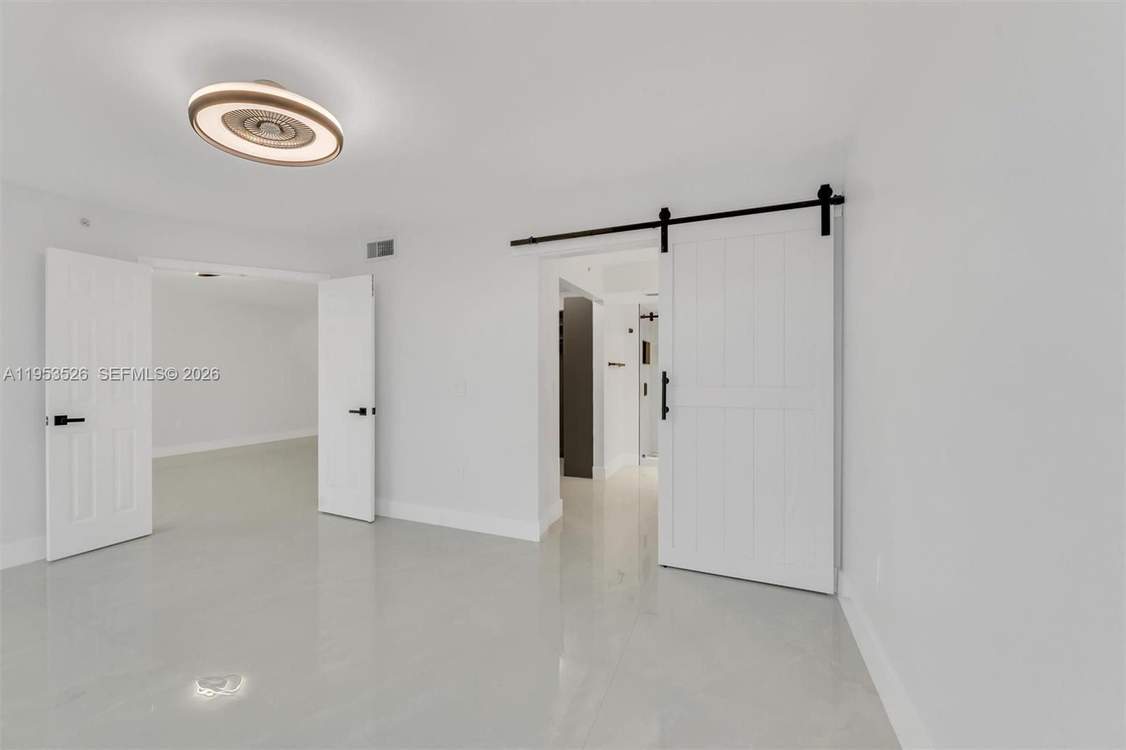 SUNRISE LAKES Phase 4 - Residential