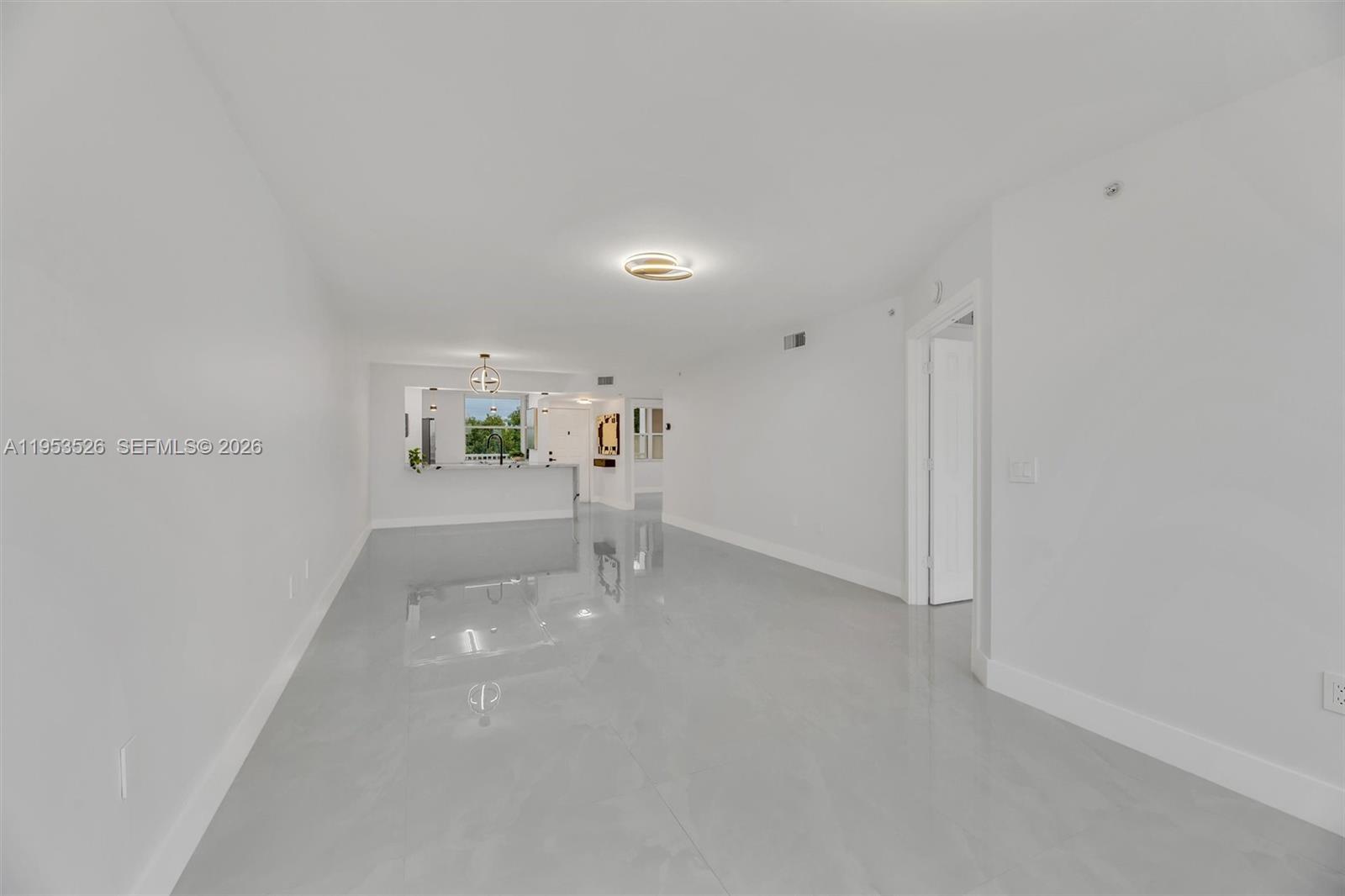 SUNRISE LAKES Phase 4 - Residential