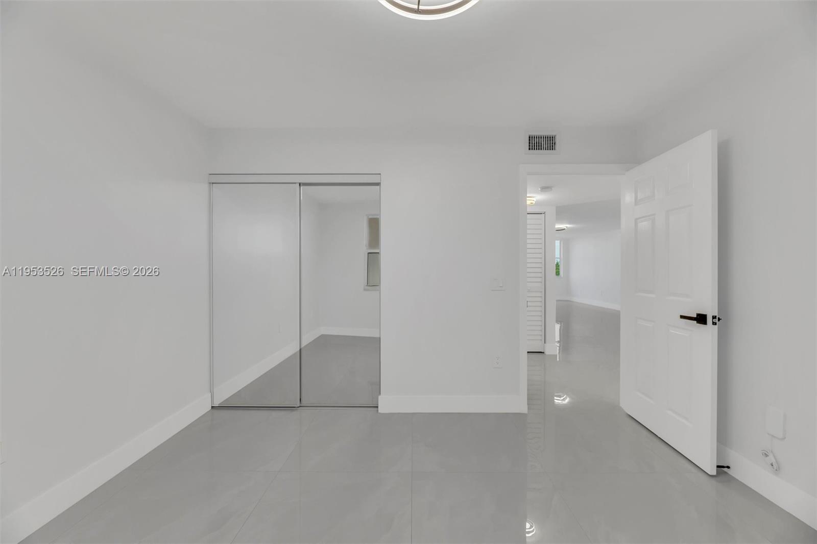 SUNRISE LAKES Phase 4 - Residential