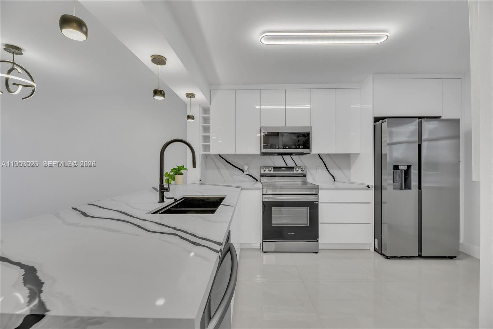 SUNRISE LAKES Phase 4 - Residential