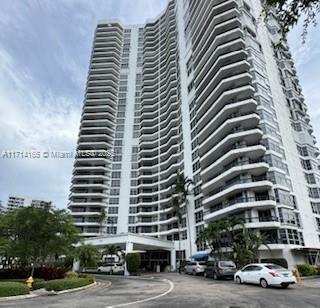 MYSTIC POINTE TOWER 500 C - Residential