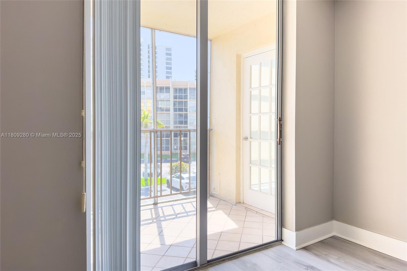 DESOTO PARK CONDO - Residential Lease