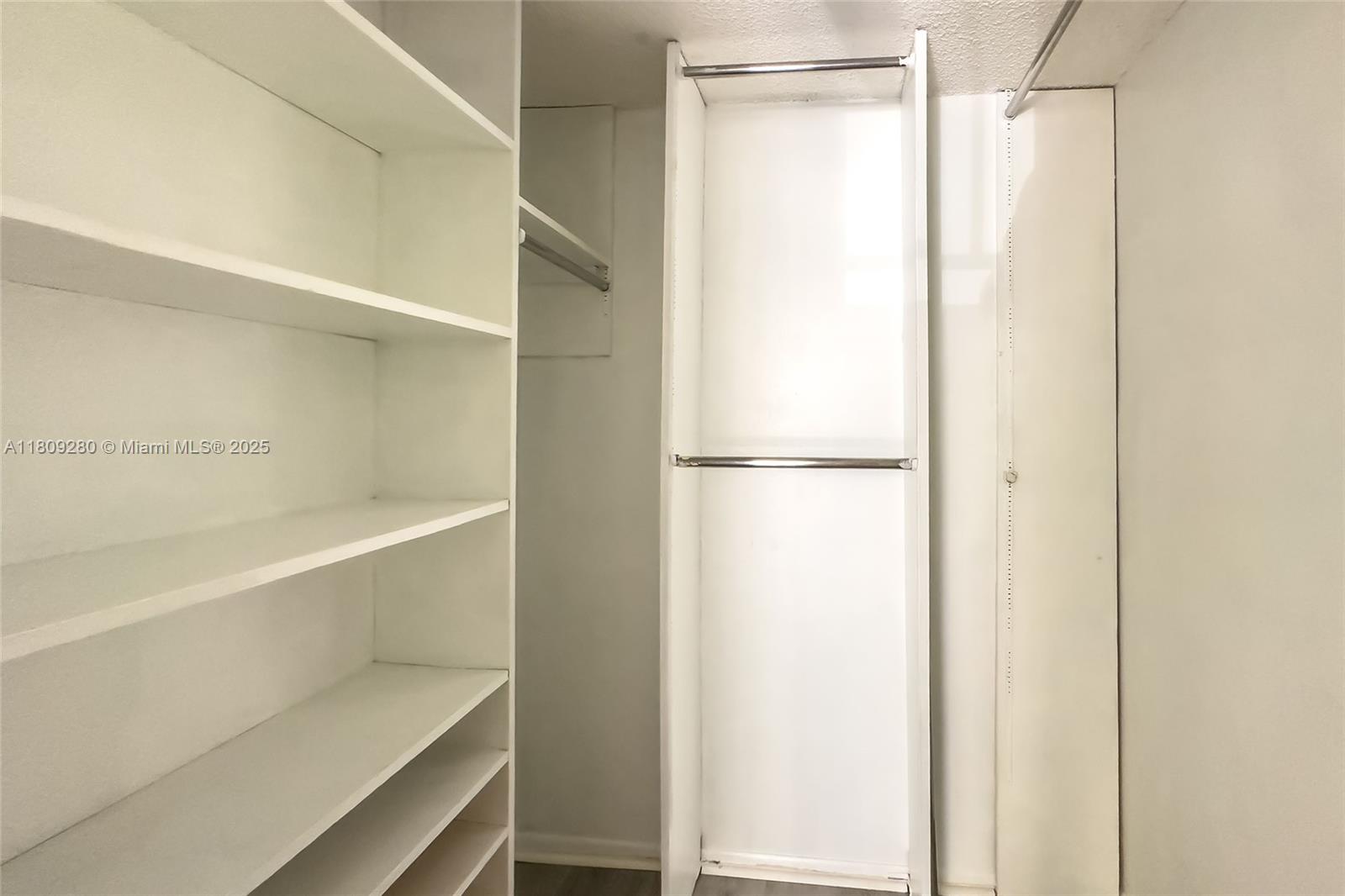 DESOTO PARK CONDO - Residential Lease