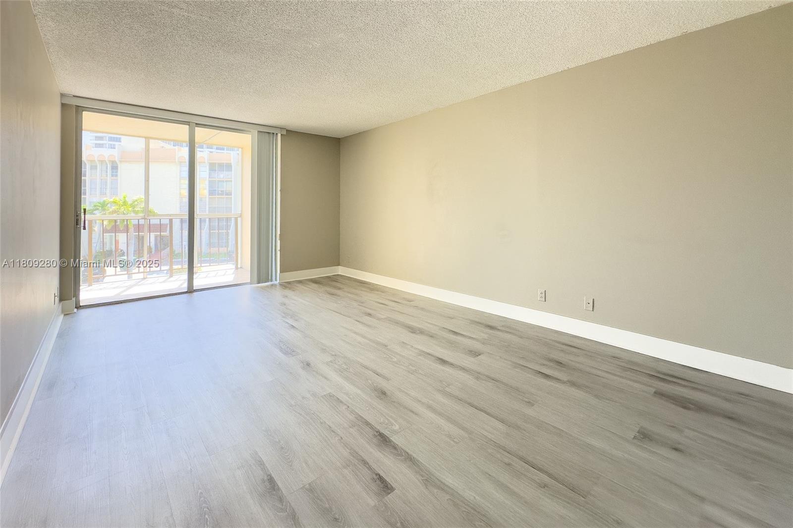 DESOTO PARK CONDO - Residential Lease