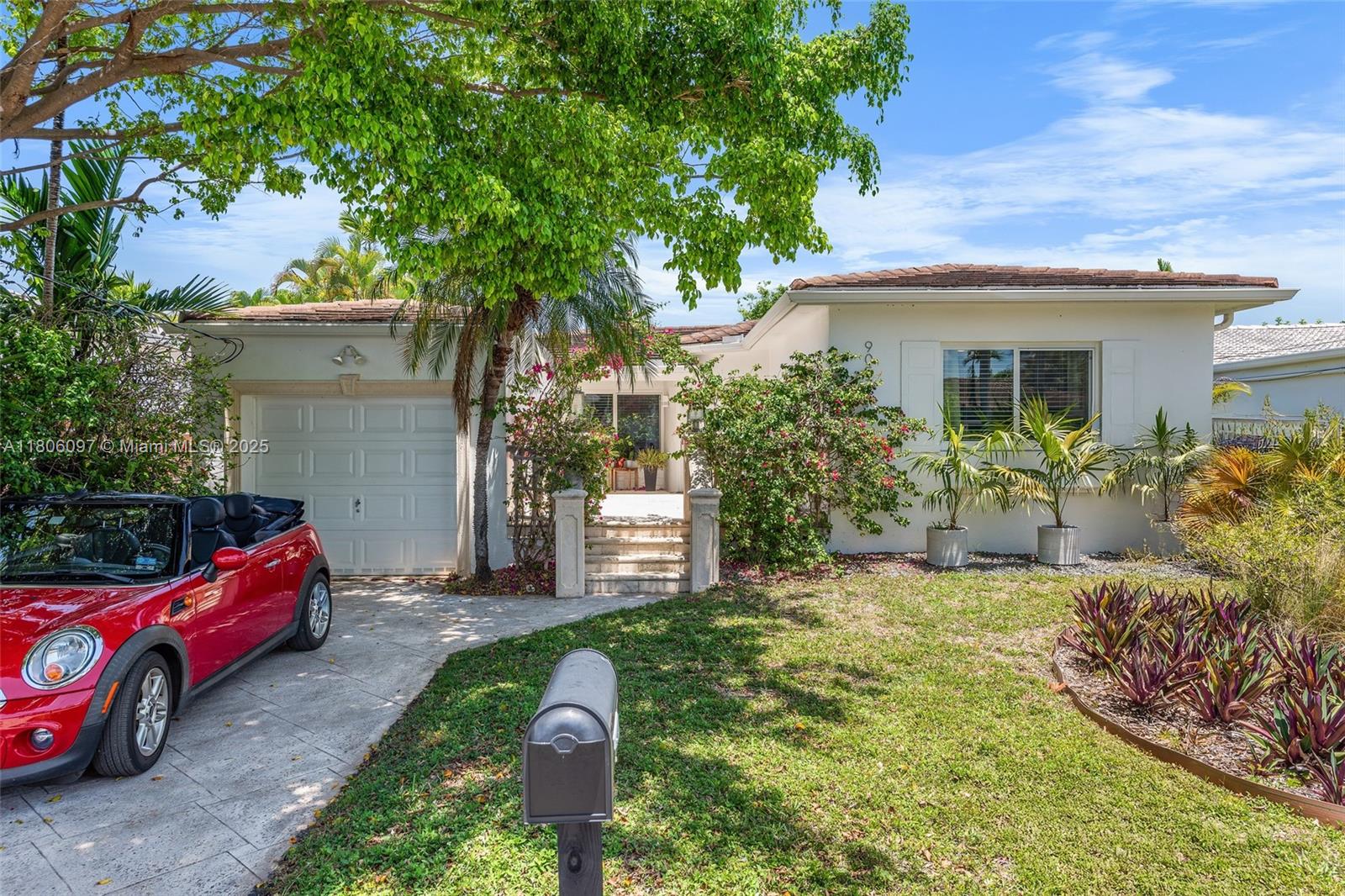 9057 Emerson Ave, Surfside, Miami-Dade County, Florida - 3 Bedrooms  
2 Bathrooms - 
