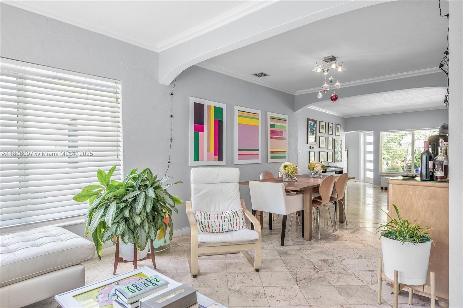 ALTOS DEL MAR NO 4 - Residential