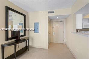 17375 Collins Ave 2508
