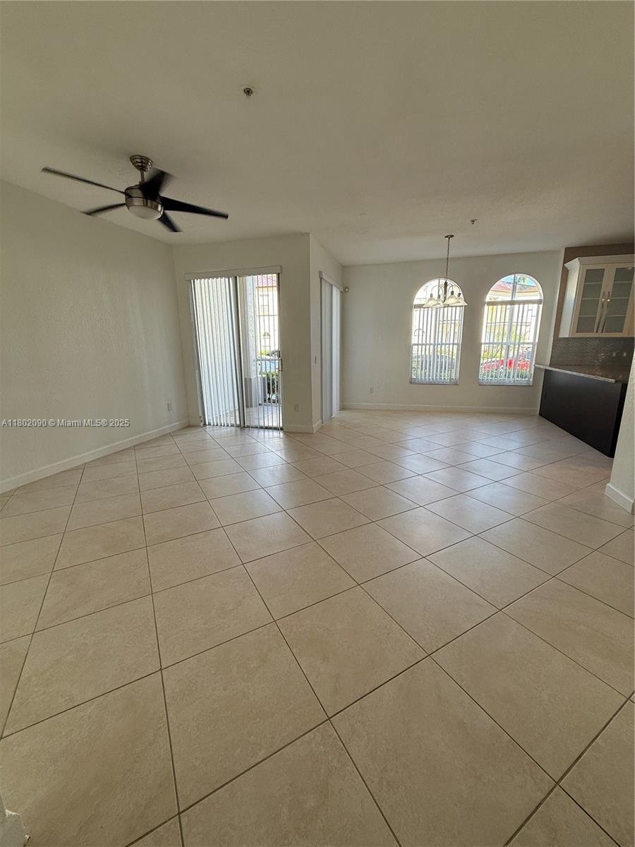 4435 SW 160th Ave 102