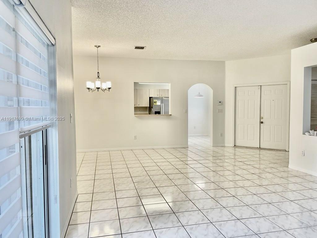 GROVE COMMERCIAL CENTER - Residential Lease