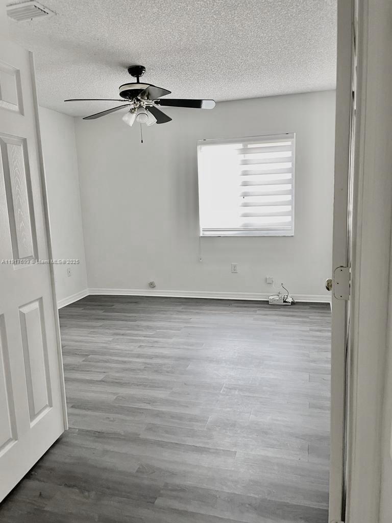 GROVE COMMERCIAL CENTER - Residential Lease