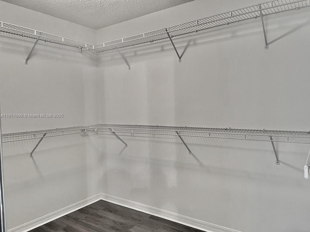 GROVE COMMERCIAL CENTER - Residential Lease