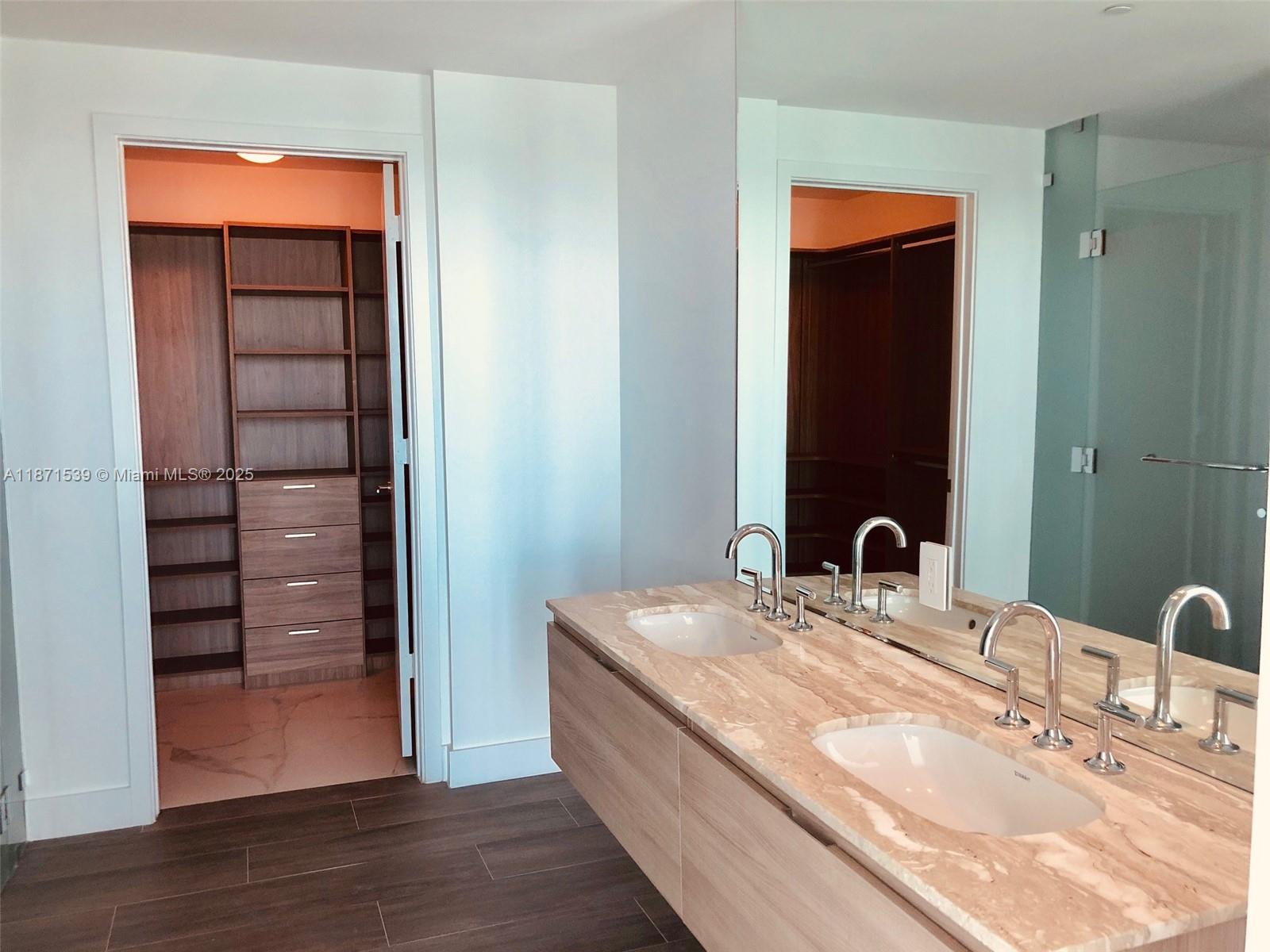 BISCAYNE BEACH CONDO - Residential Lease