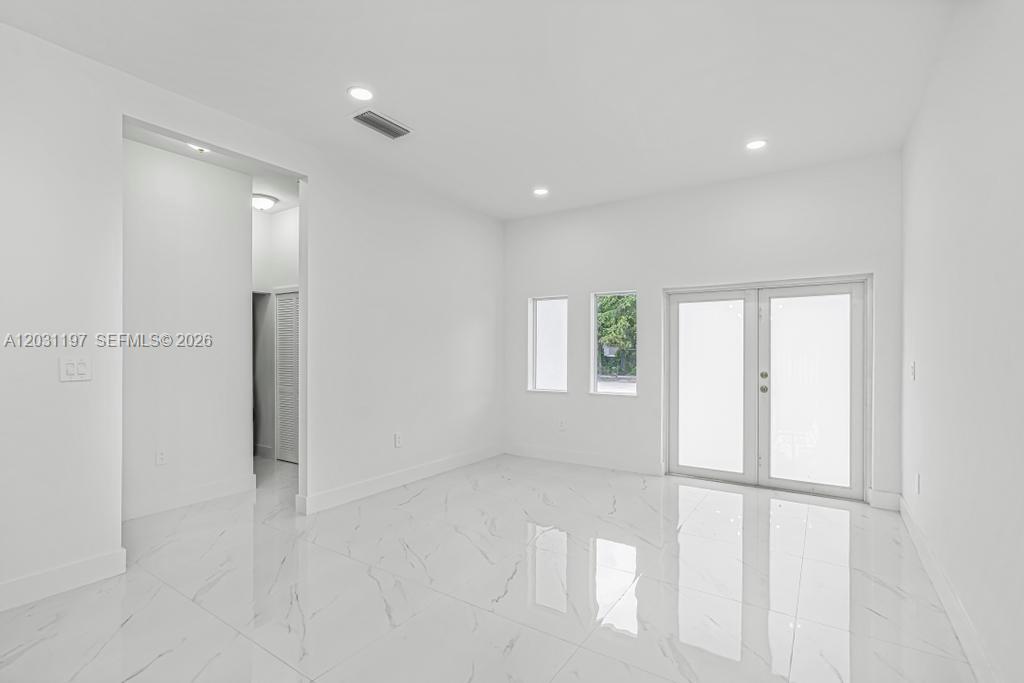 2419 NW 97th St B