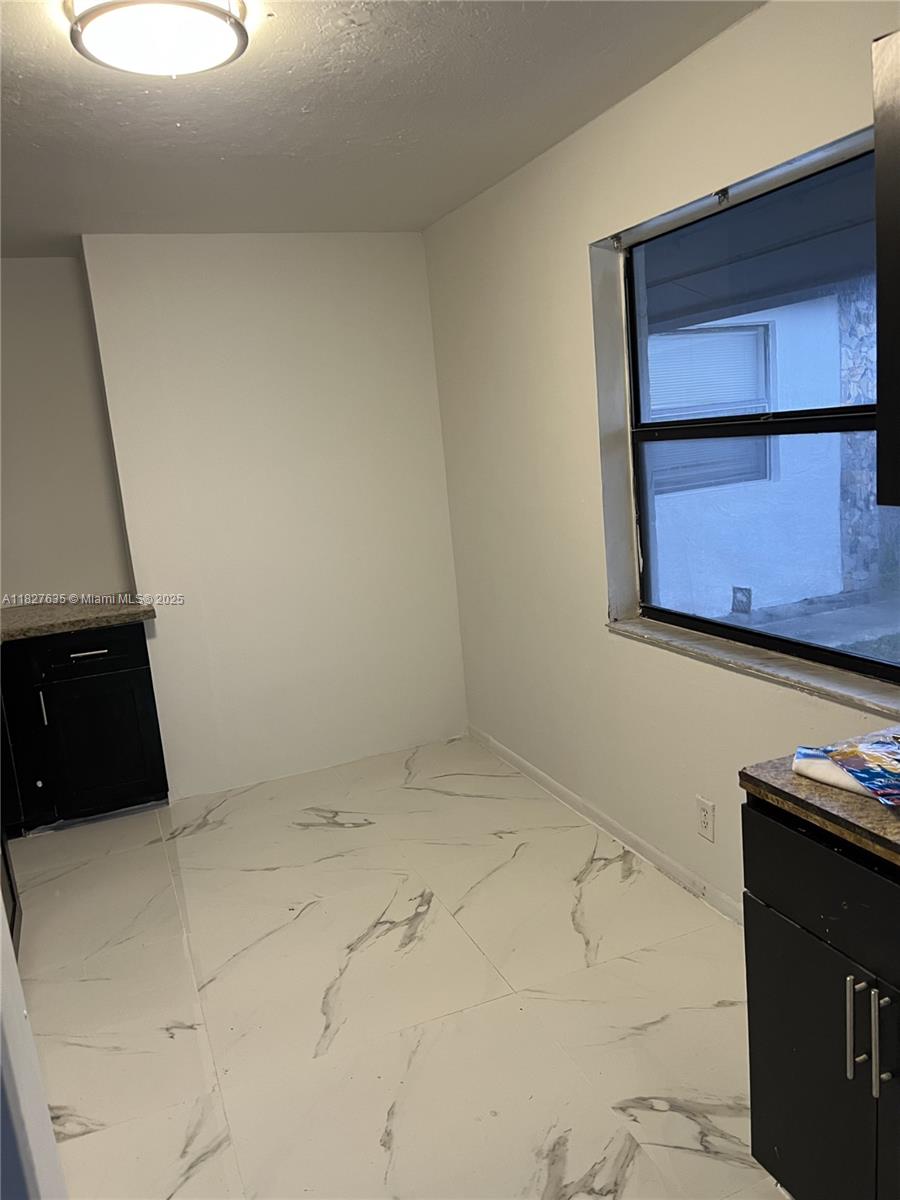 CARVER RANCHES - Residential