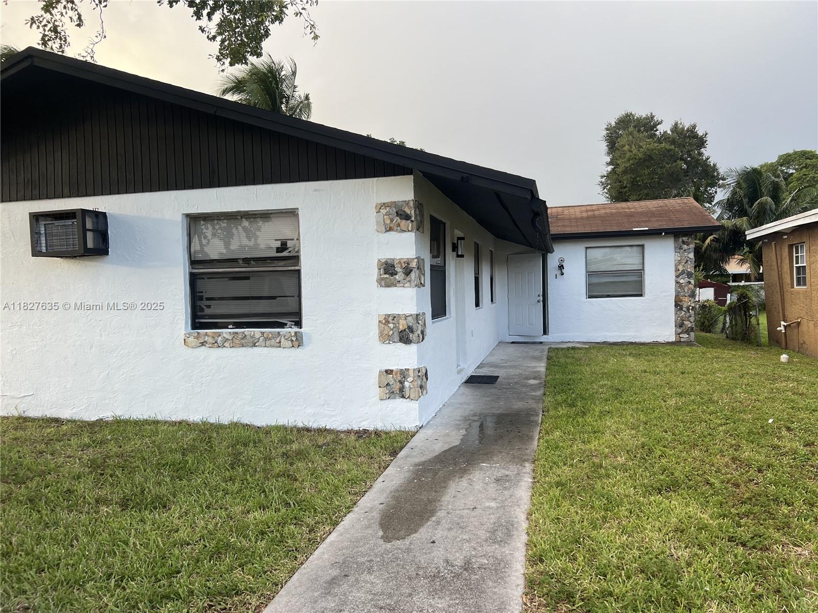 CARVER RANCHES - Residential