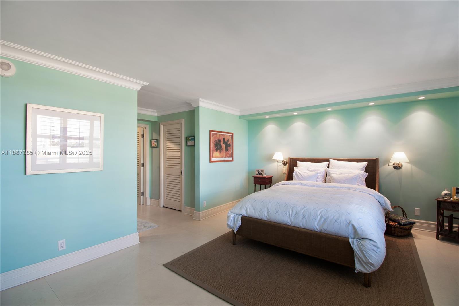 SANDS OF KEY BISCAYNE CON - Residential Lease