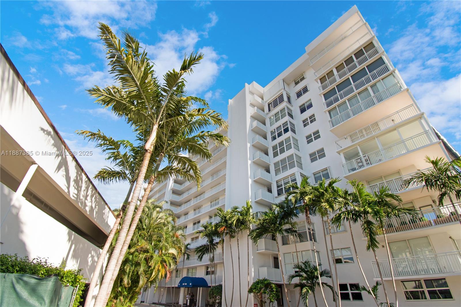 SANDS OF KEY BISCAYNE CON - Residential Lease
