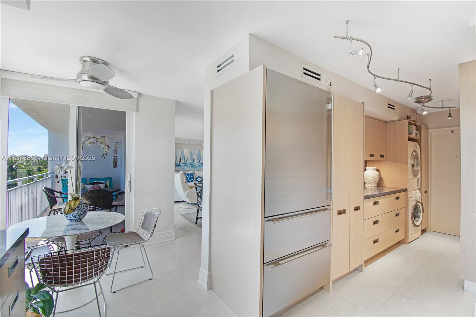 SANDS OF KEY BISCAYNE CON - Residential Lease