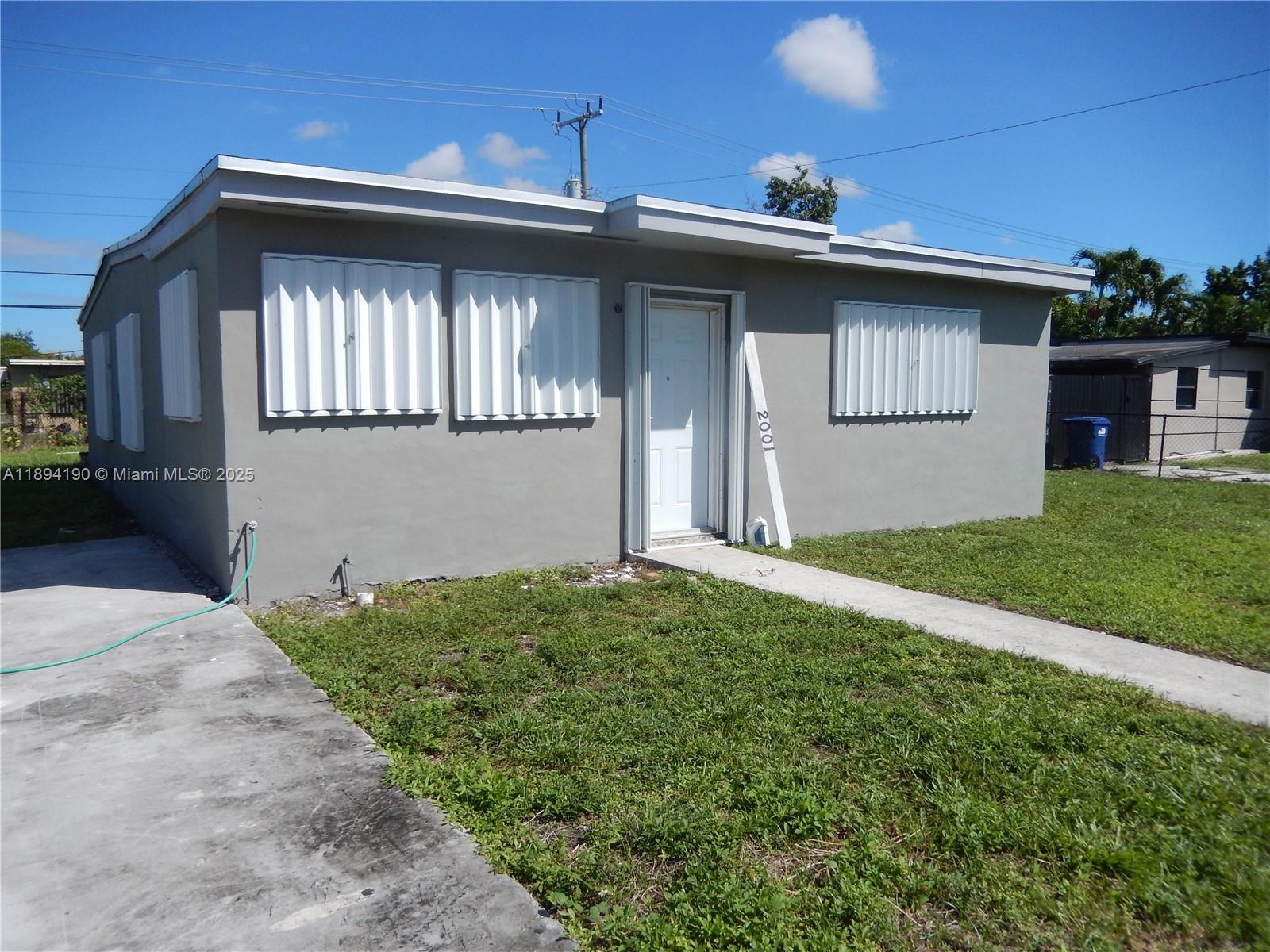 BUNCHE PARK - Residential Lease