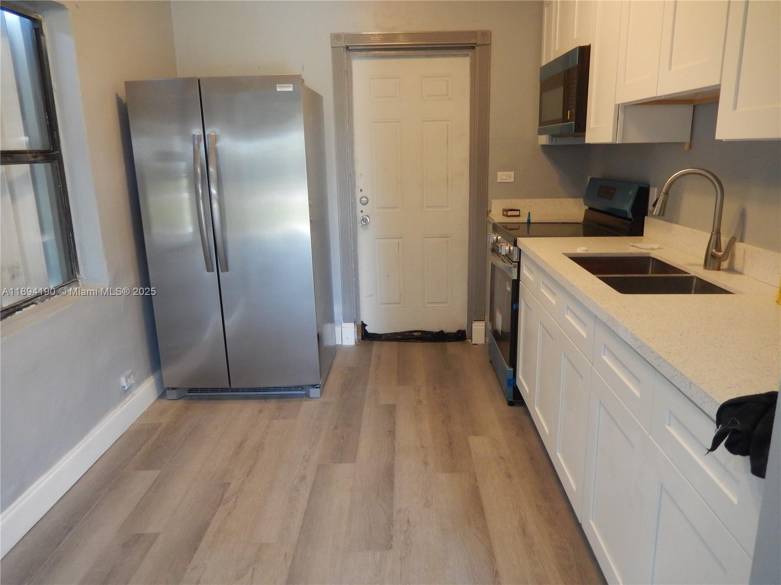 BUNCHE PARK - Residential Lease