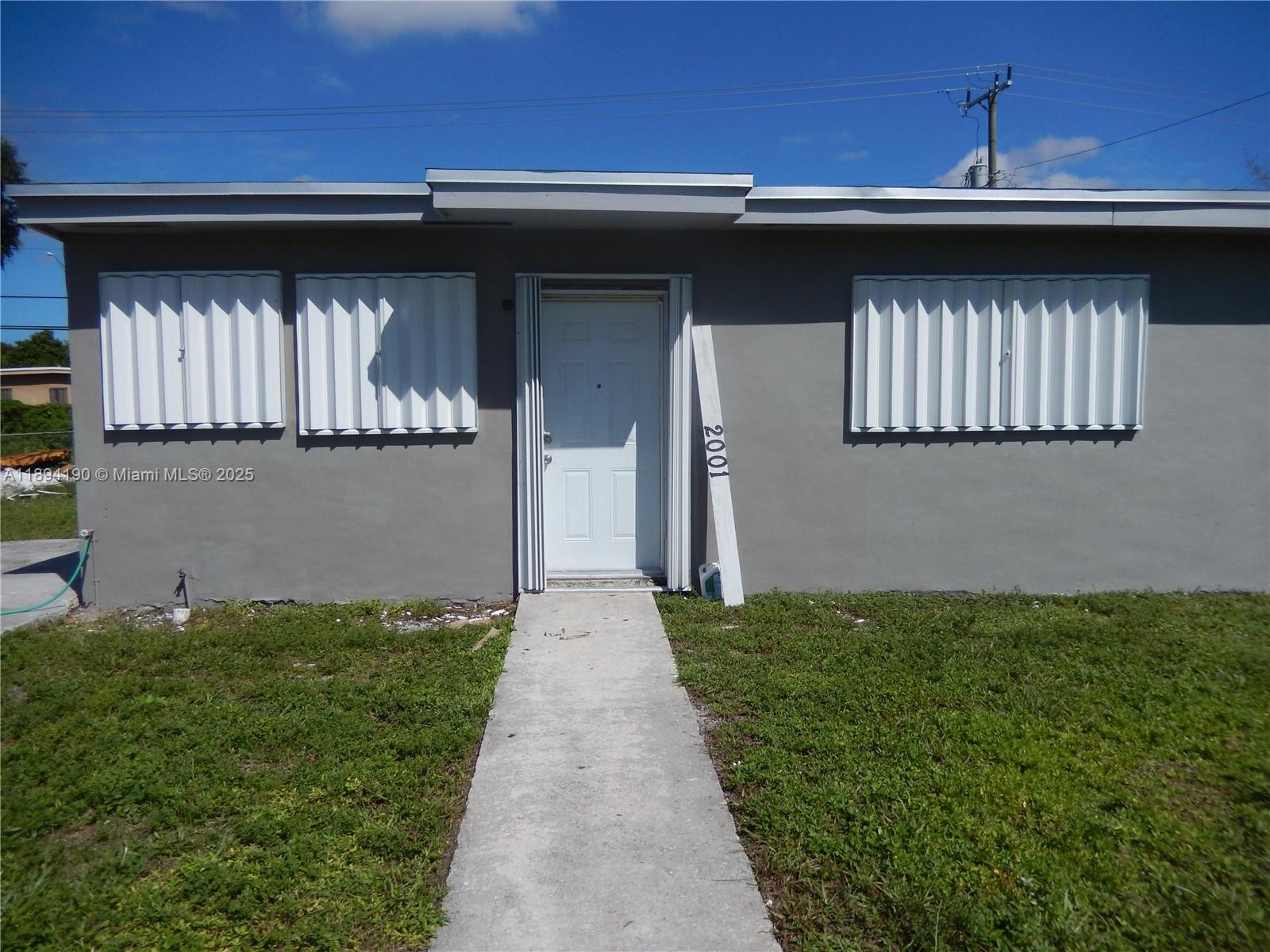 BUNCHE PARK - Residential Lease