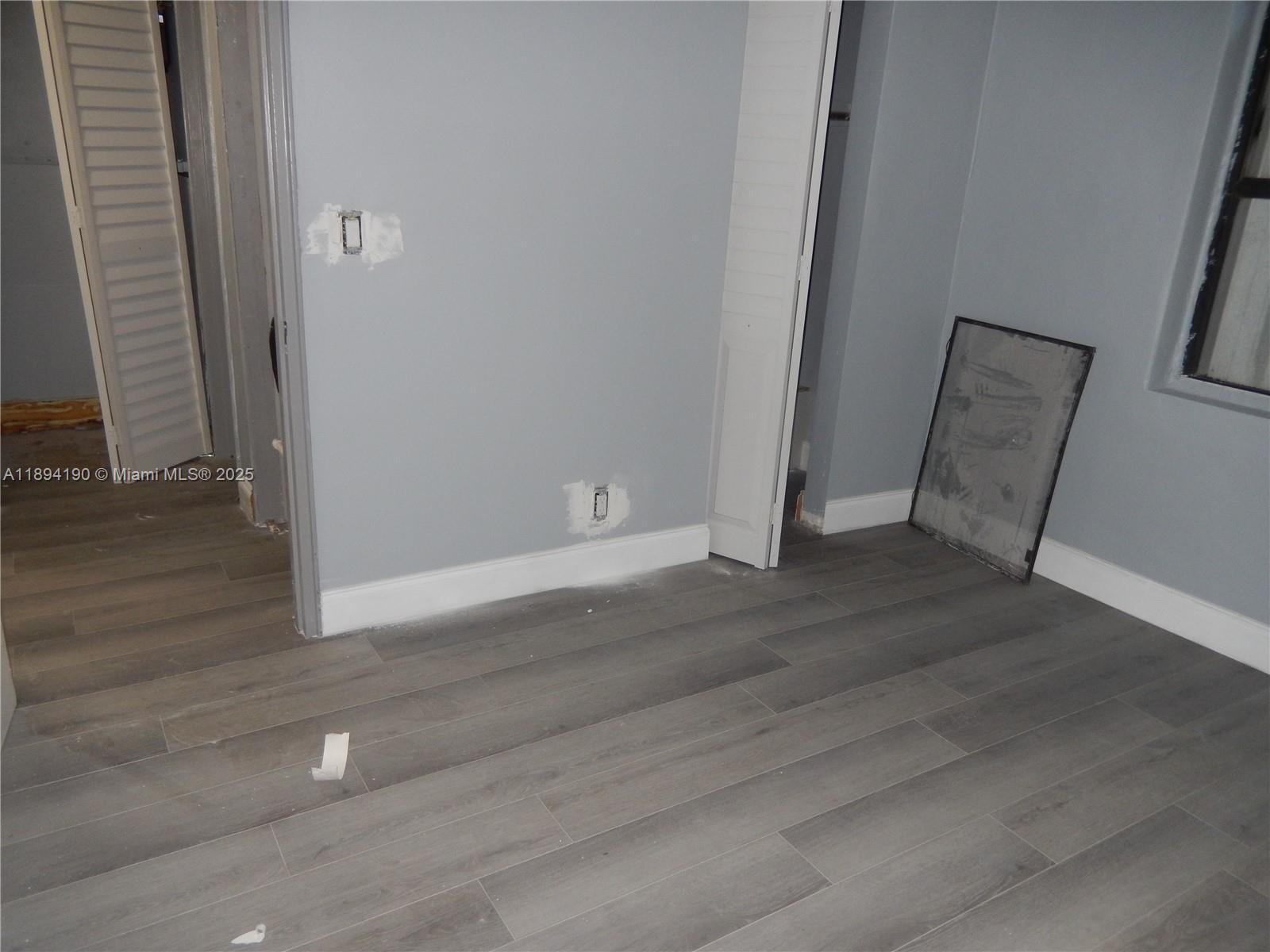 BUNCHE PARK - Residential Lease