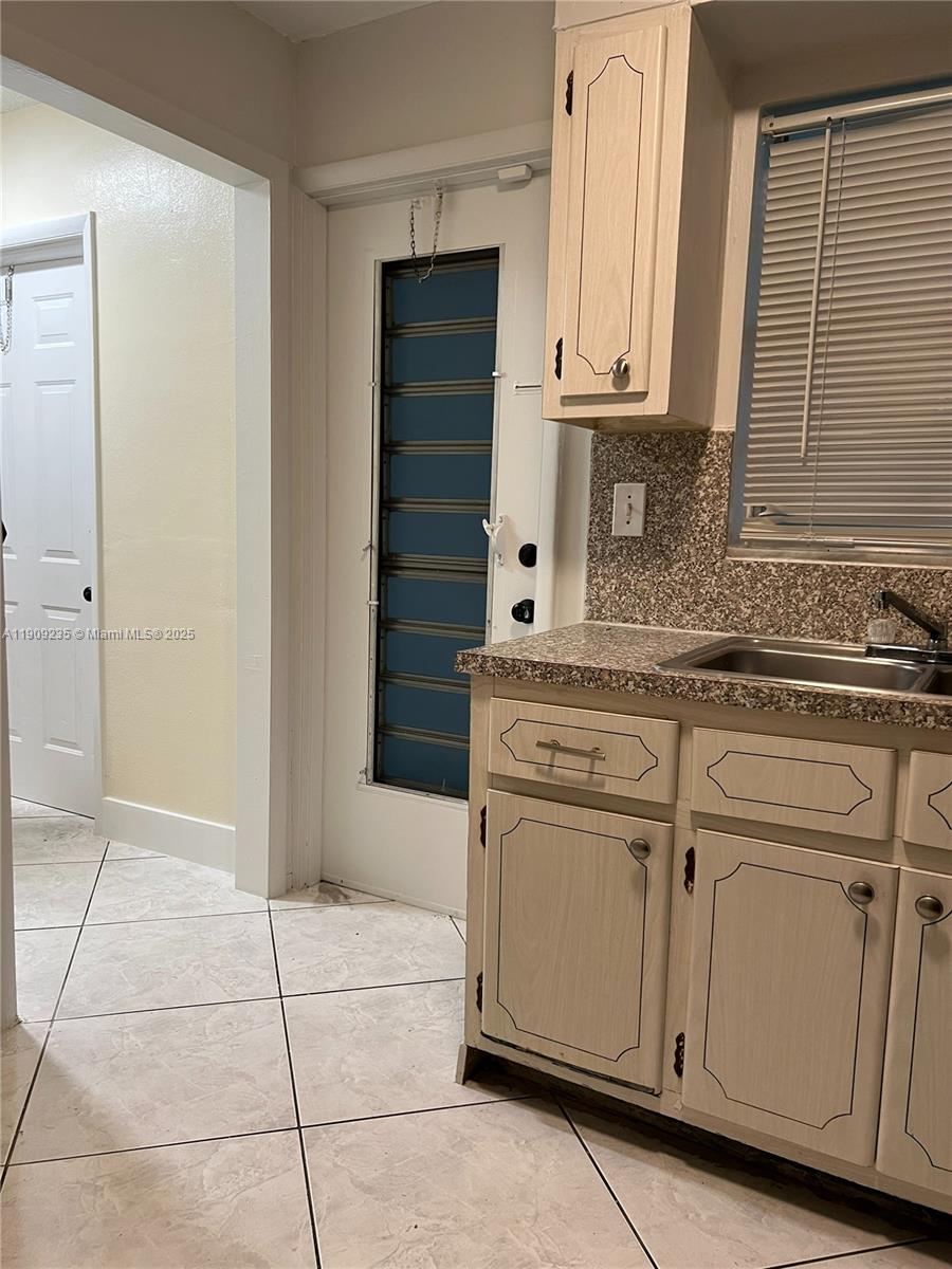 PARK SOUTH ONE INC CONDO - Residential Lease