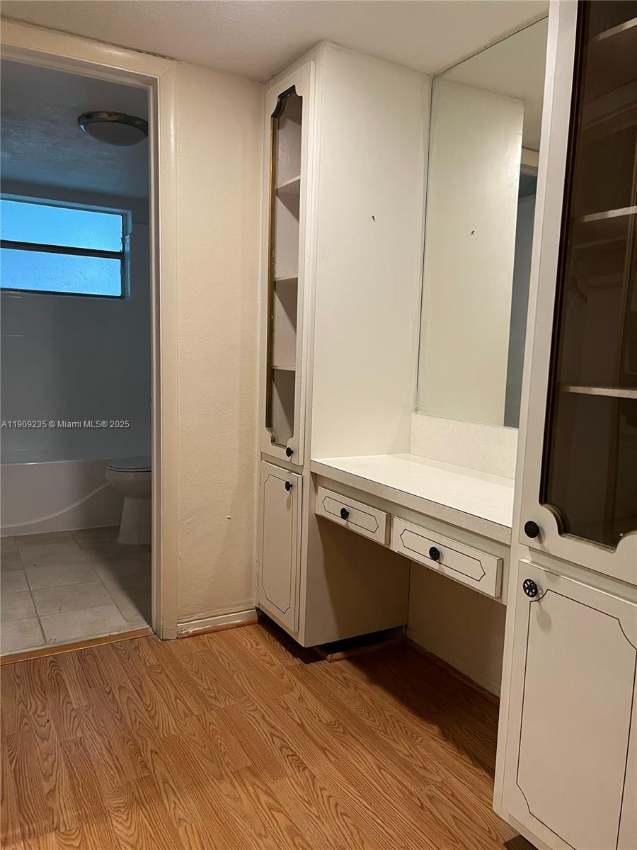 PARK SOUTH ONE INC CONDO - Residential Lease