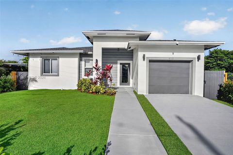 655 NW 24 avenue Fort Lauderdale FL 33311