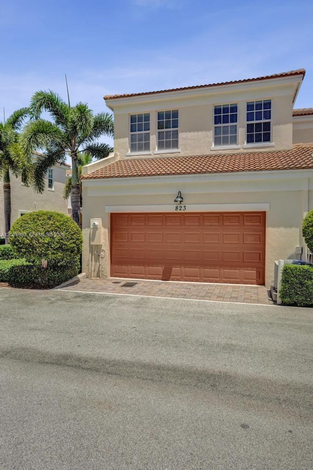 Photo of 823 NW 82nd Ln, Boca Raton, FL 33487 (MLS # A12028983)