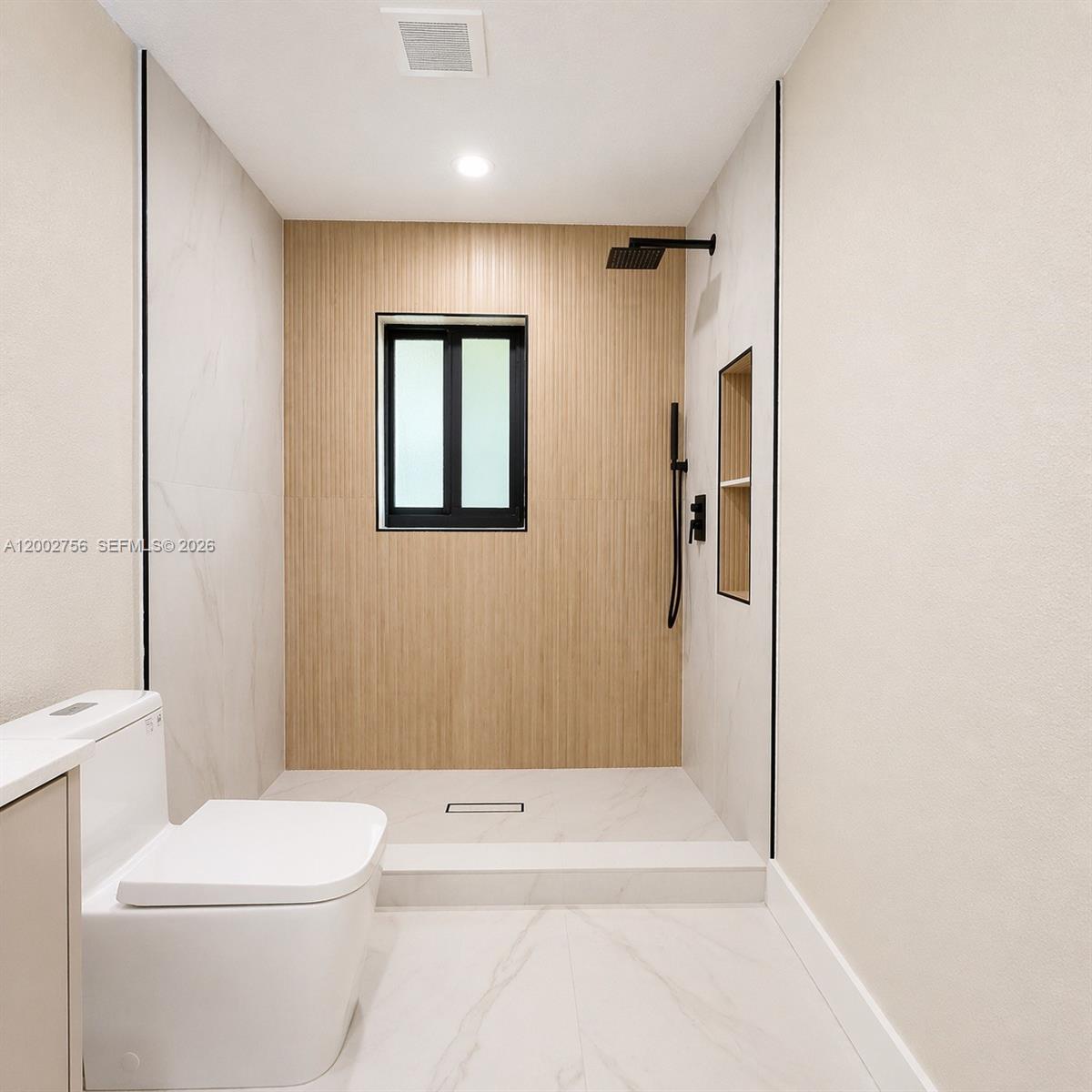 LAKE MANGO SHORES - Residential