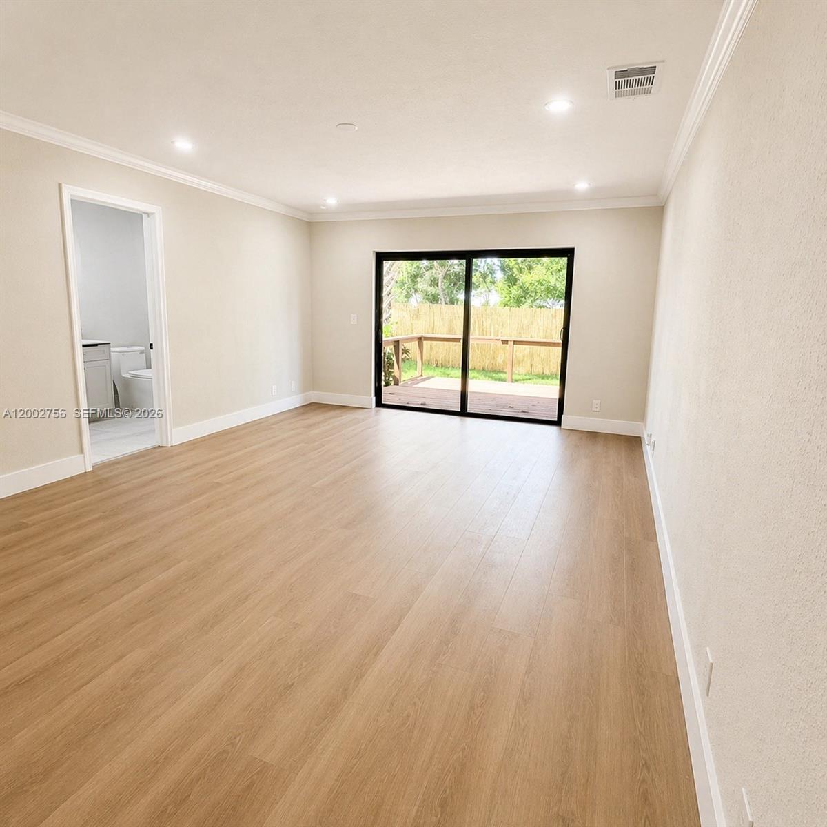 LAKE MANGO SHORES - Residential