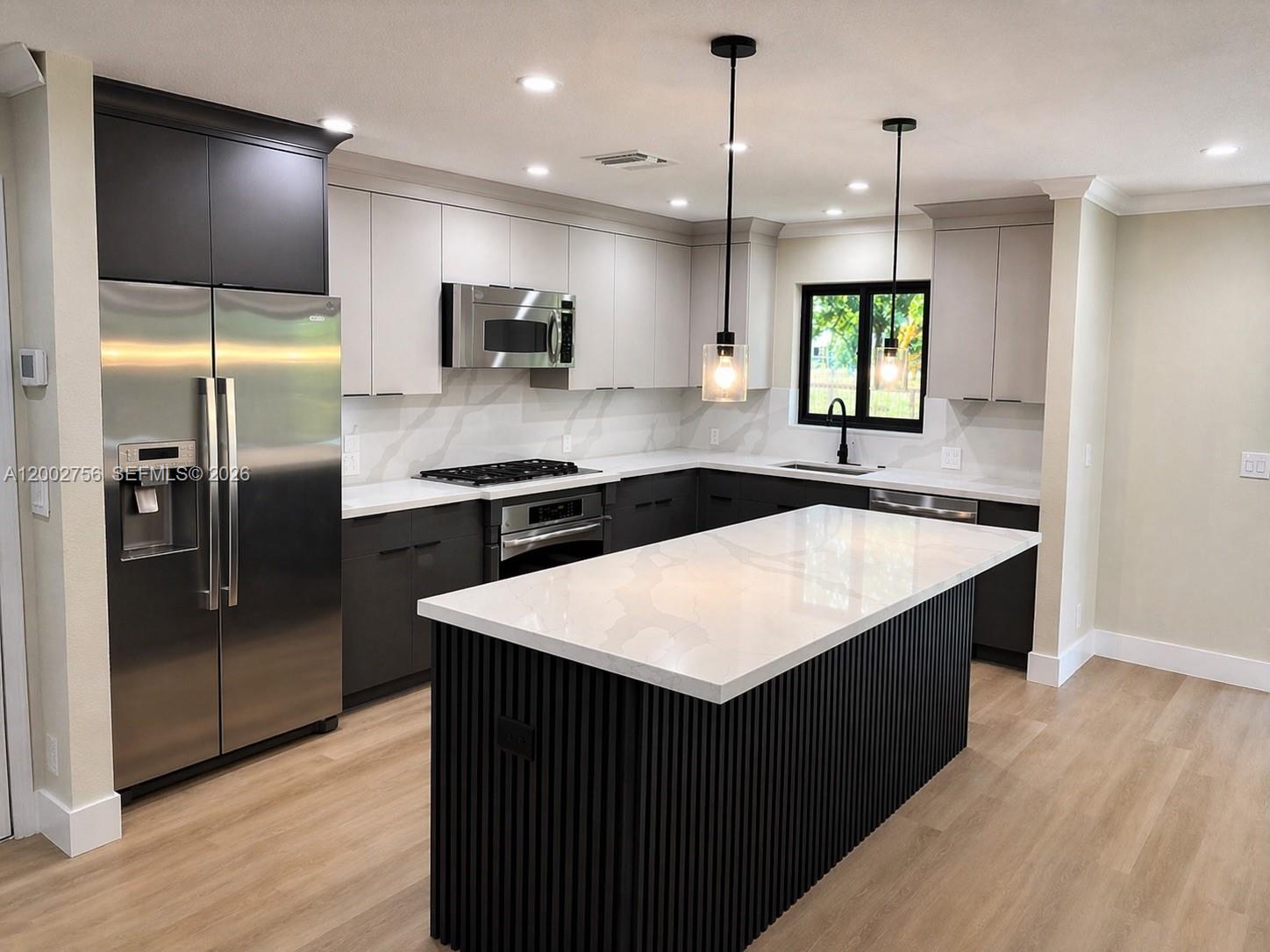 LAKE MANGO SHORES - Residential