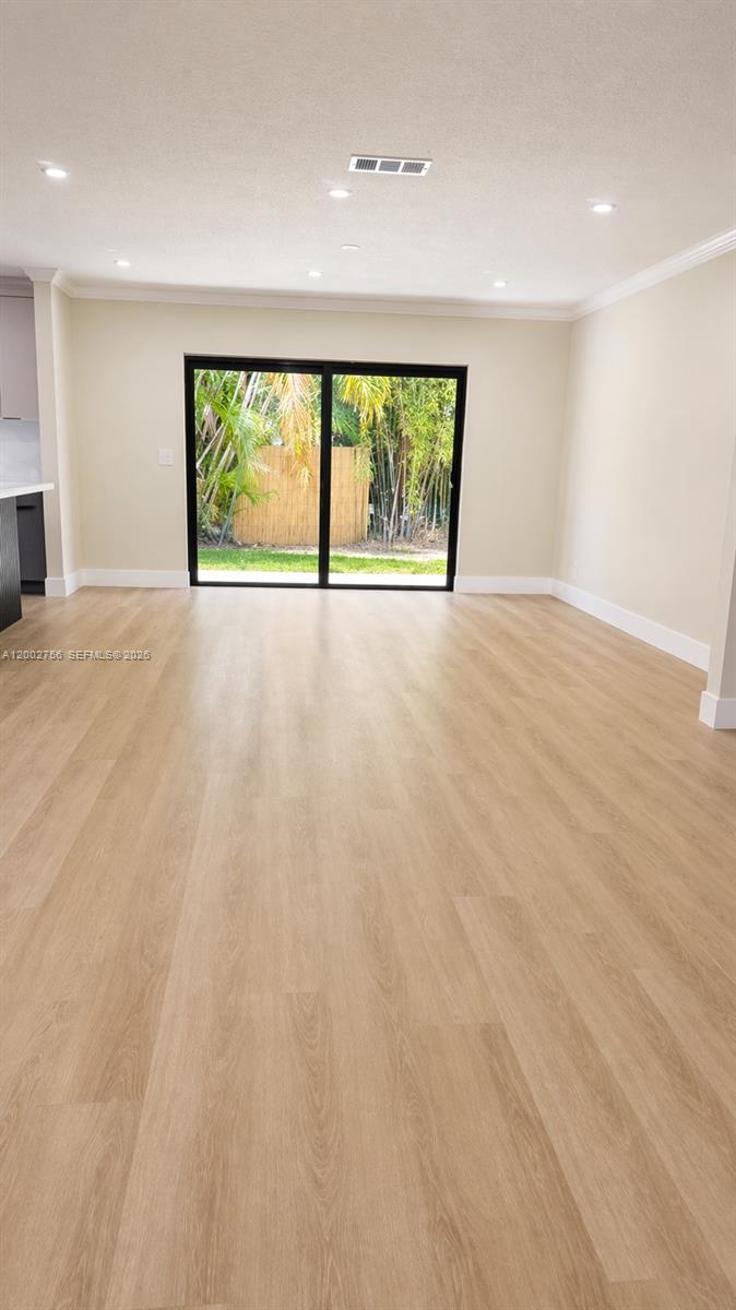 LAKE MANGO SHORES - Residential