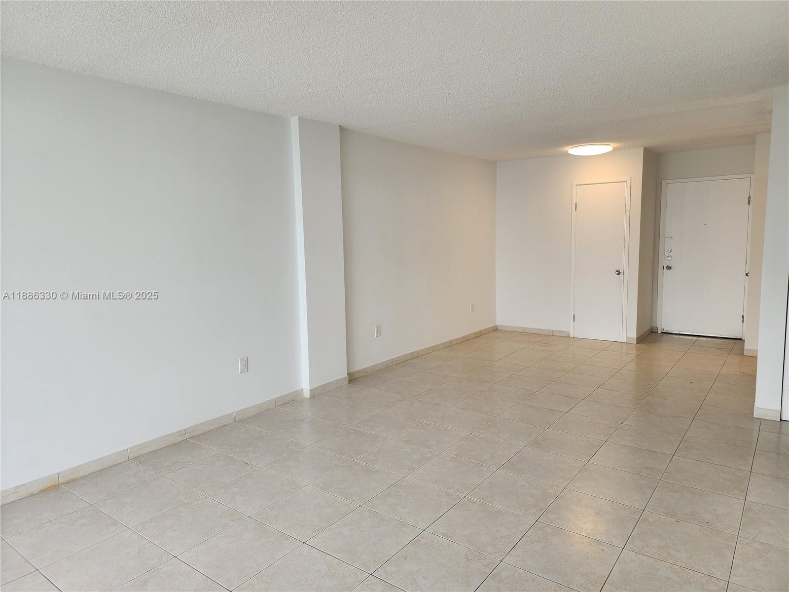 2841 NE 163rd St 805