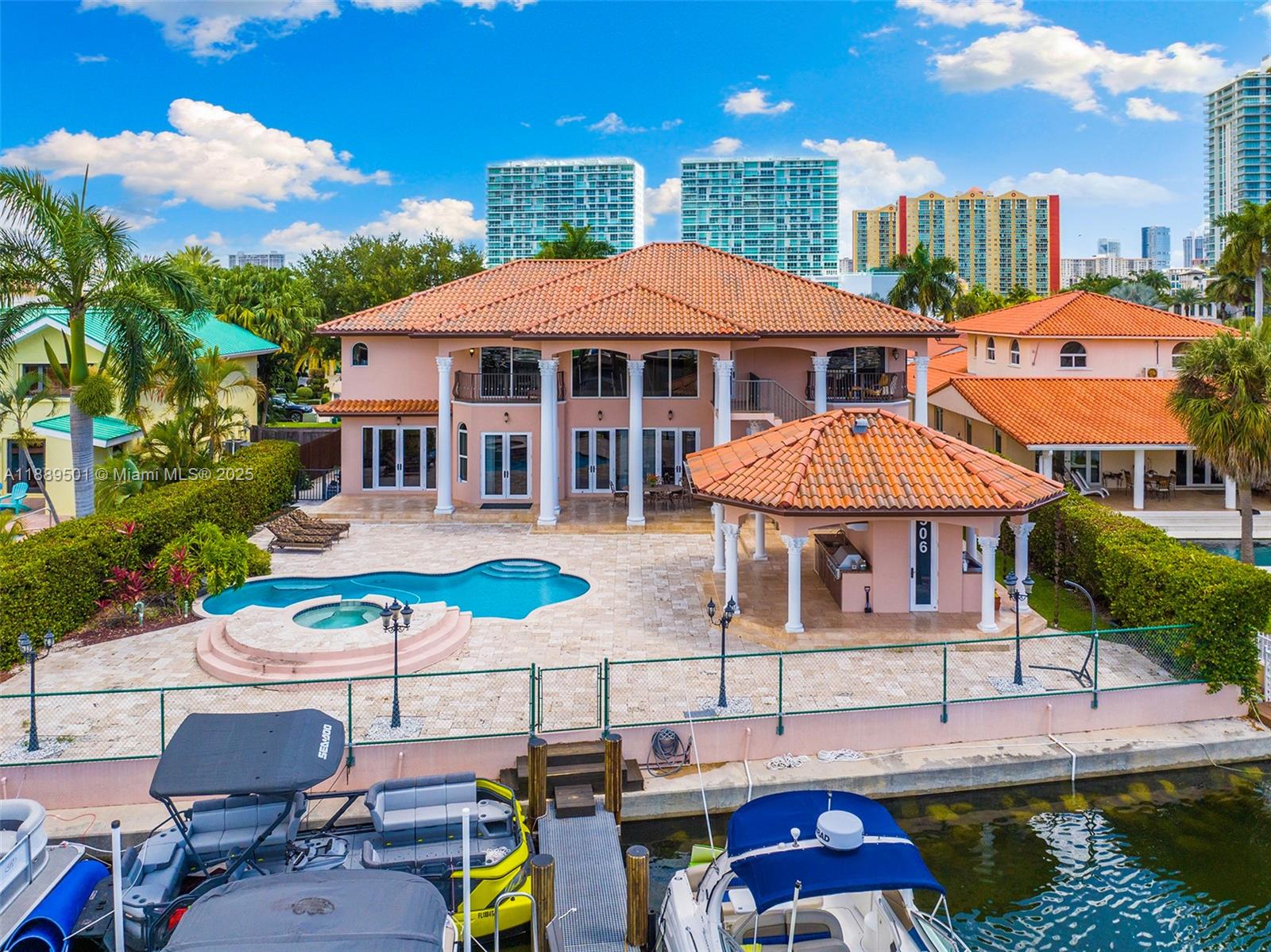 ATLANTIC ISLAND - Residential