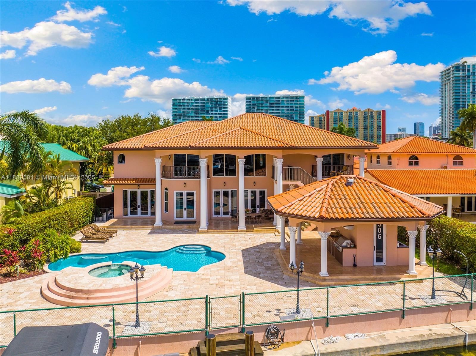 ATLANTIC ISLAND - Residential
