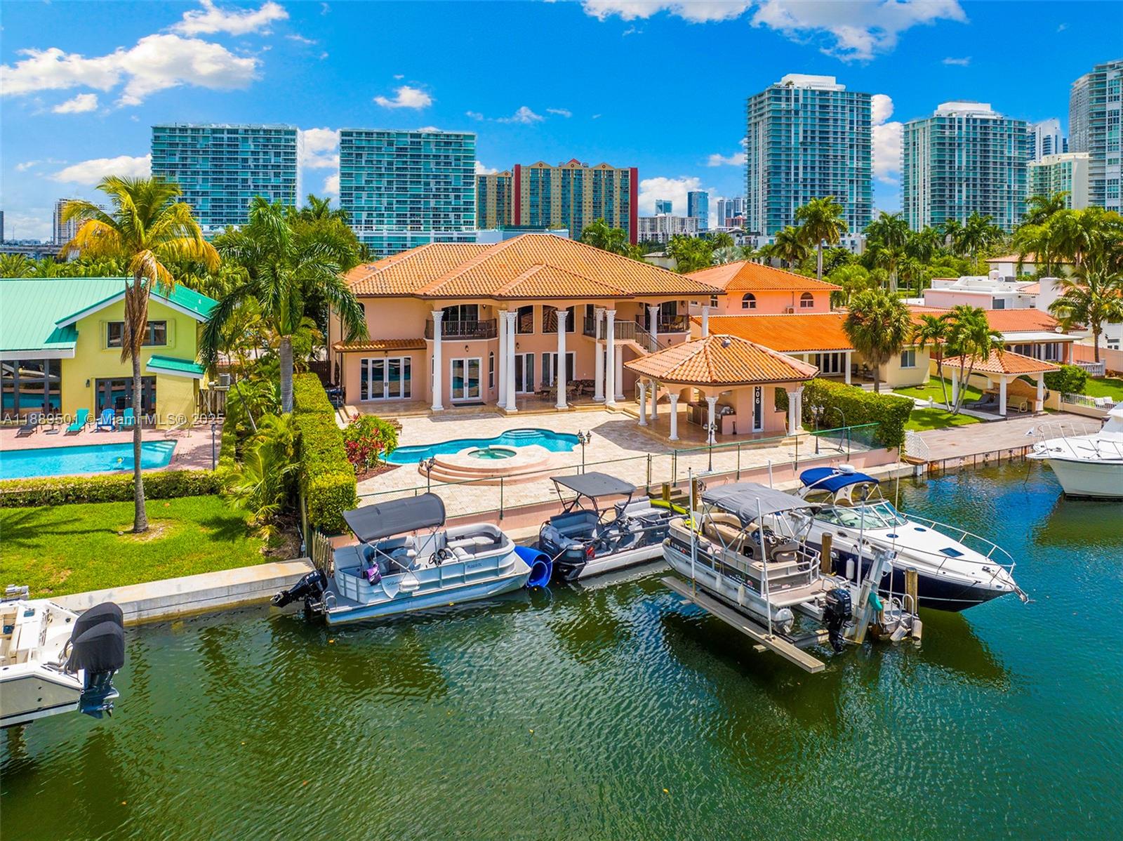 ATLANTIC ISLAND - Residential