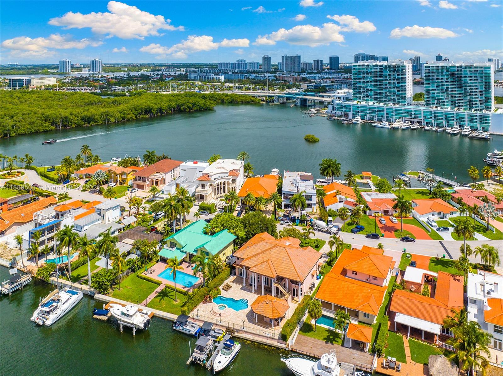 ATLANTIC ISLAND - Residential