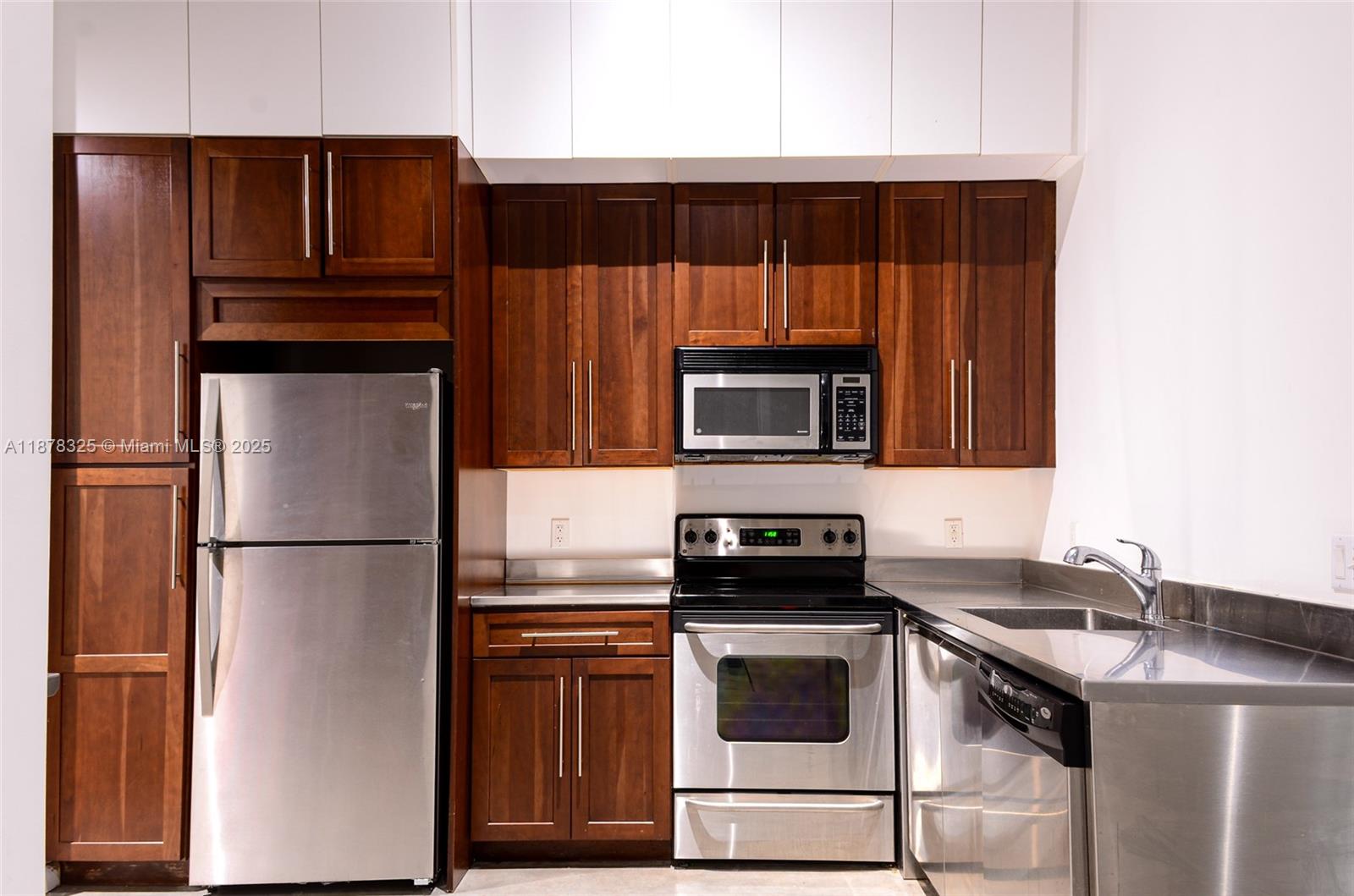 250 NW 23rd st 308